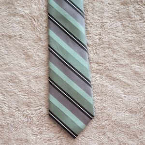 Van Heusen 100% silk classic diagonal stripe tie mint green & grays.